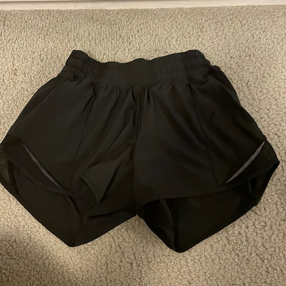 Lululemon Hotty Hot Shorts Size 2